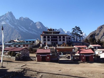 Short Gokyo Chola Pass Trek