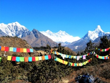 5 Days Luxury Everest Base Camp Heli Trekking Tour